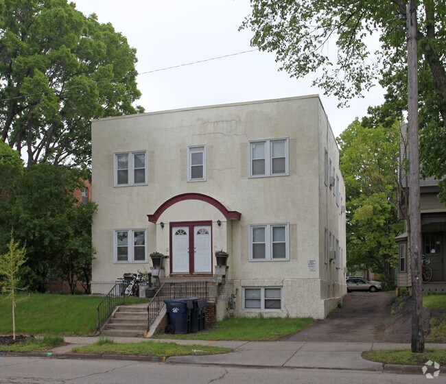 Building Photo - 718-4TH