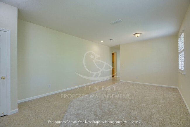 Photo - 3 bedroom 2 bathroom Lincoln Crossing home