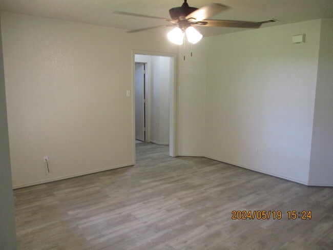 Photo - 179 Armadillo Ln