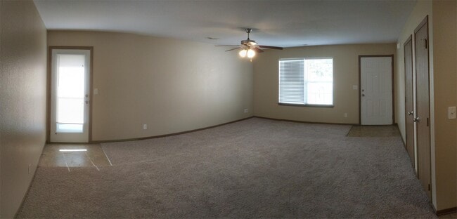 Photo - 901 Fall Mdw Ln