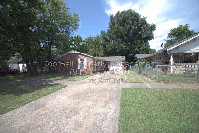 Photo - 206 S Walnut St
