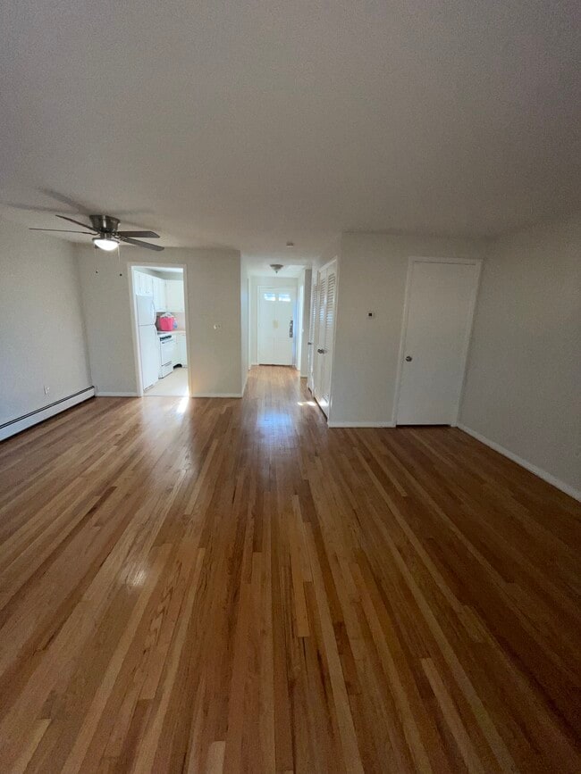 Photo - 98 Sycamore Ln