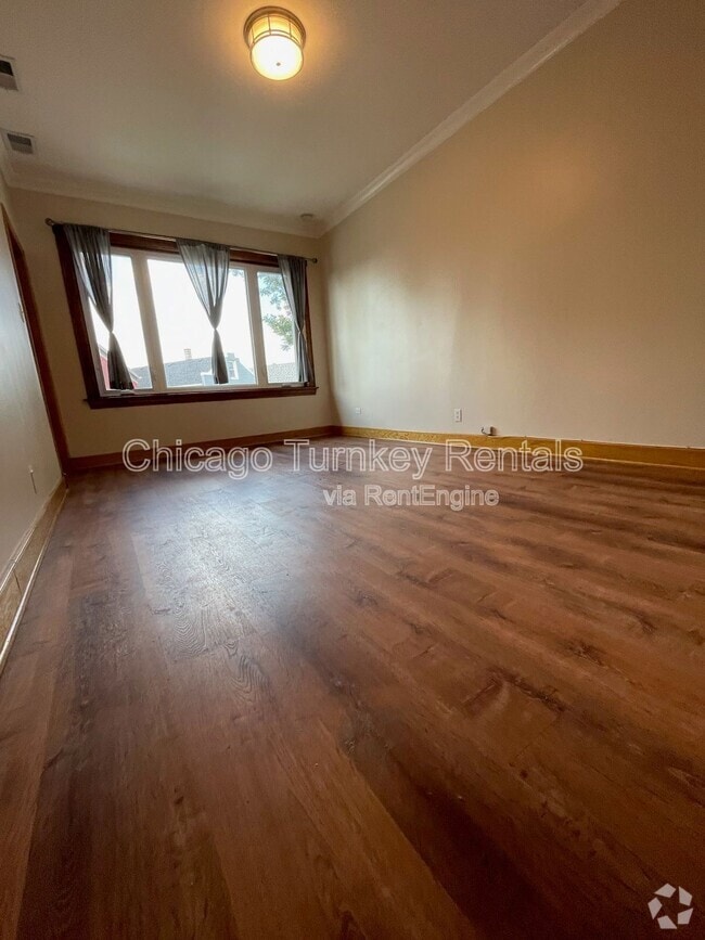 Building Photo - 1243 W 31st St Unit 2 Rental