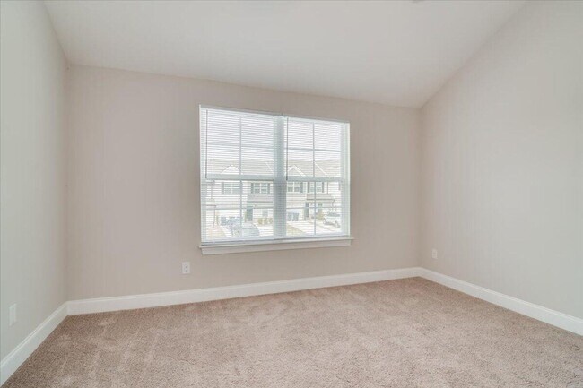Photo - Villages at Goshen: 3 Bedroom / 2.5 Bath /...