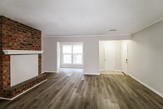 Photo - 5657 Estates Ct