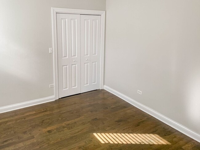 Photo - 3852 N Southport Ave Unit 2