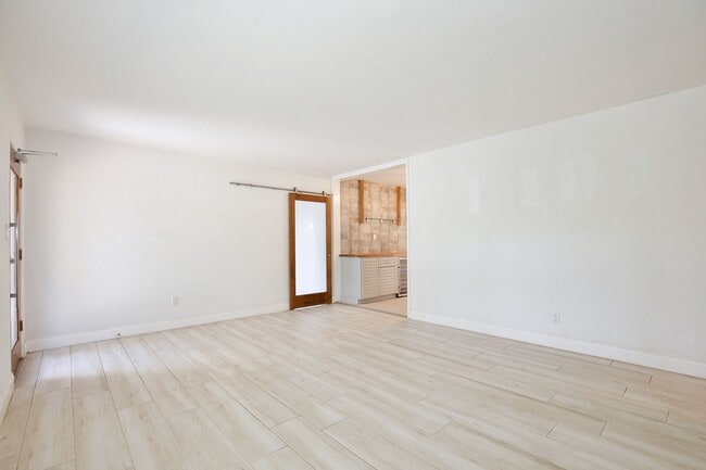 Photo - 2401 Albert Lee Pkwy