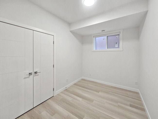 Photo - 6123-6133 33 Ave NW Unit B1