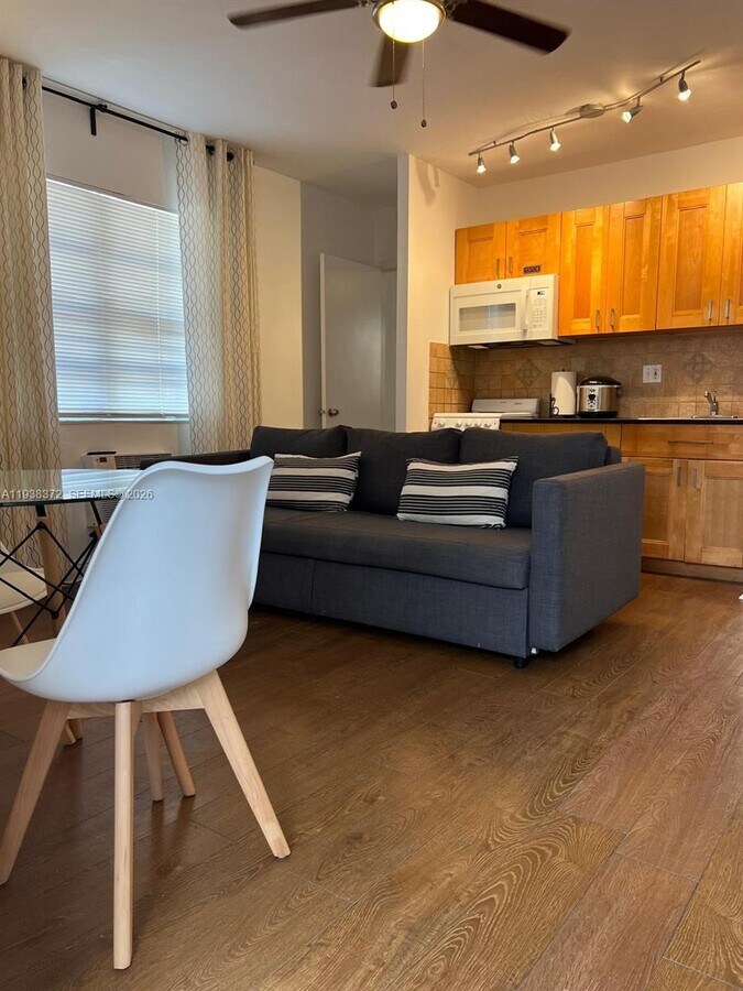 Photo - 740 Michigan Ave Unit 5