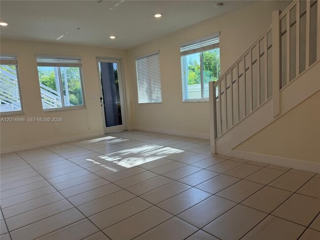 Photo - 10222 NW 64th Way Unit 101