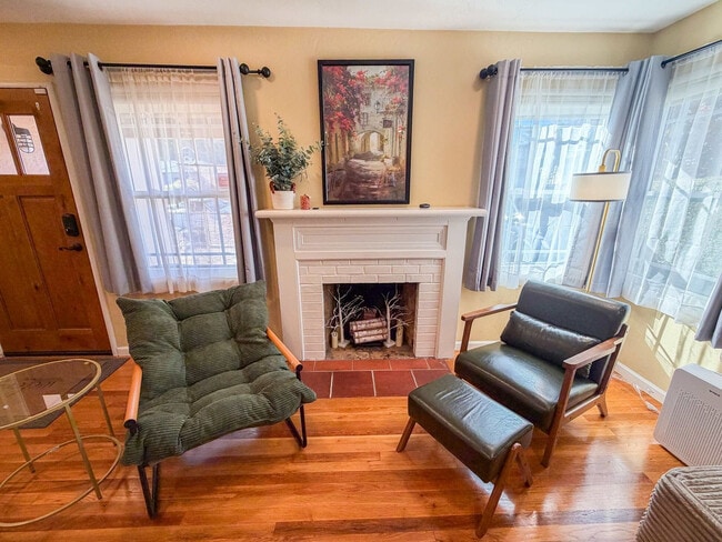 Photo - 16018 Windsor Dr Unit ID1364157P