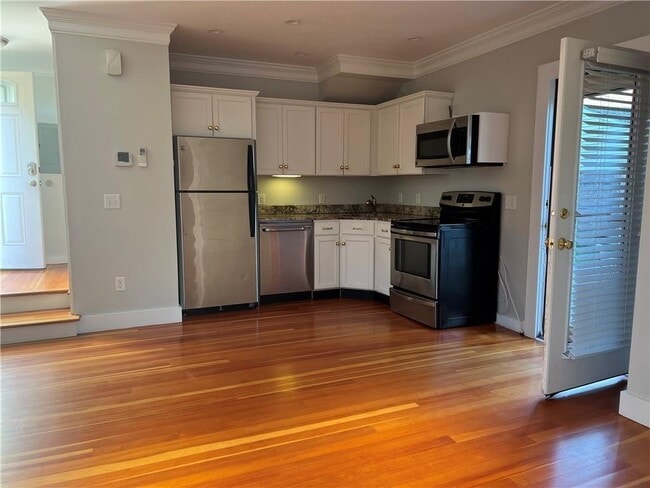 Photo - 38 Mann Ave Unit B