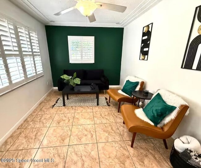 Photo - 1526 Magnolia St NE