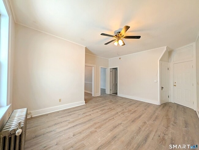 Photo - 516 Main St Unidad D