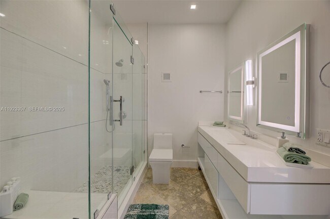 3725 S Ocean Dr Unit PH02
