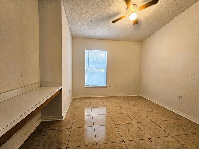 Photo - 921 Bristle Cone Ct