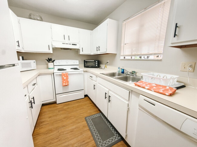 2300 SW 43rd St Unidad SI ID1359101P