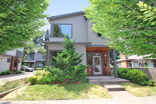 Building Photo - 2273 SE 77th Ave Rental