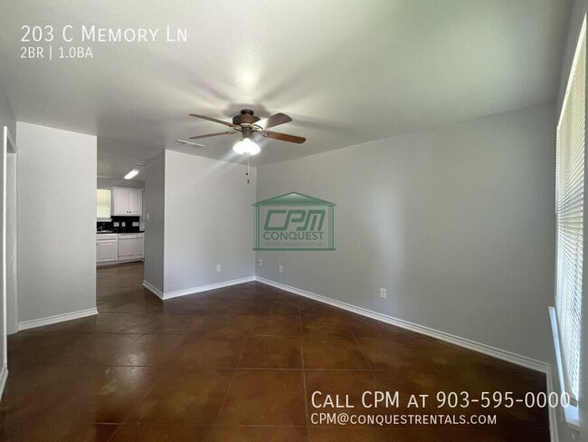 Photo - 203 Memory Ln