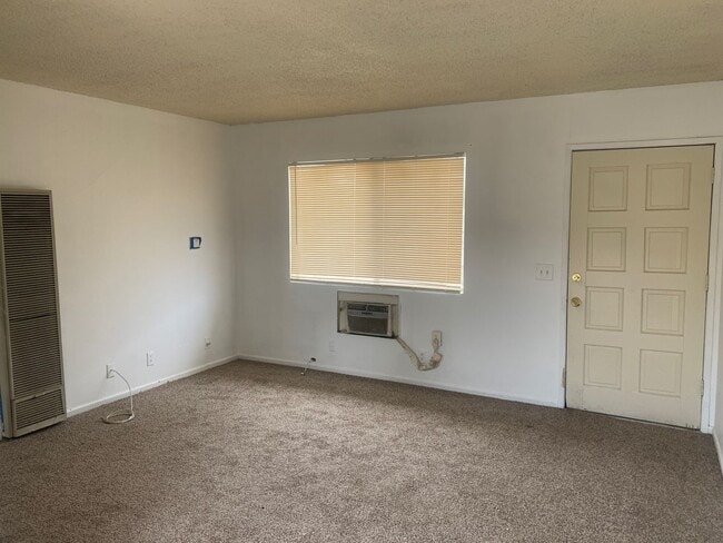 Photo - 918-920 Calhoun Pl Unit 920 Calhoun Pl  (M)