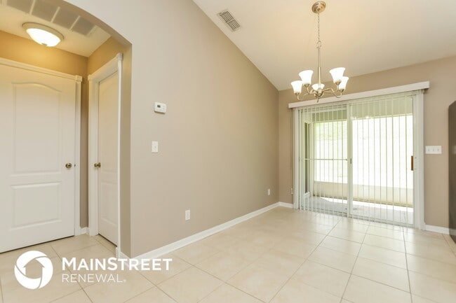 Photo - 713 Willow Run St