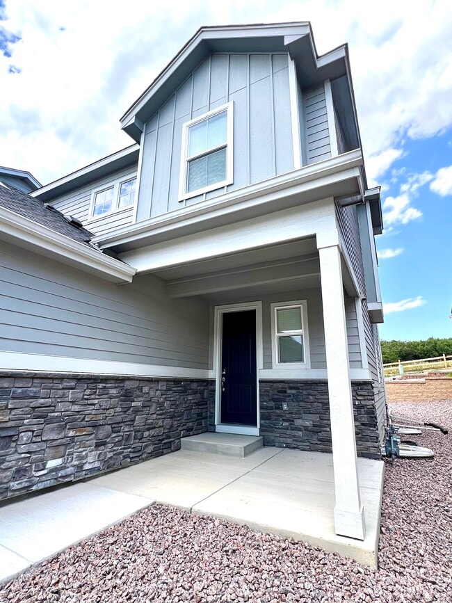 Photo - 5744 Heathland Terrace