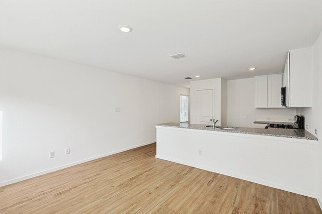 Photo - 4217 Belmont Dr