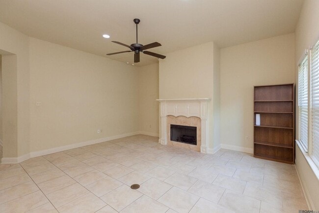 Photo - 9319 Boone Ave