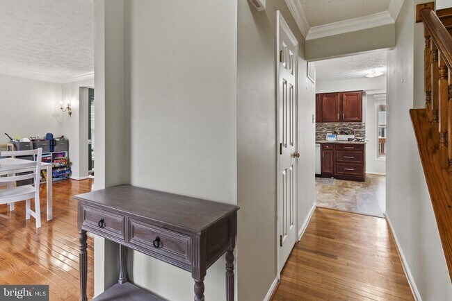 Photo - 6018 River Birch Ct