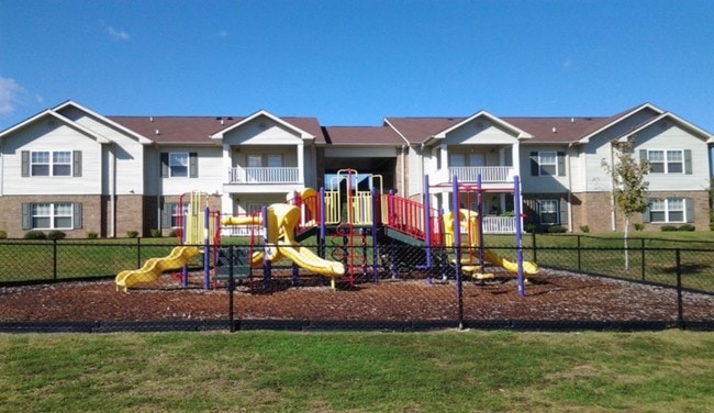 Paradise Estates - Paradise Estates Apartments