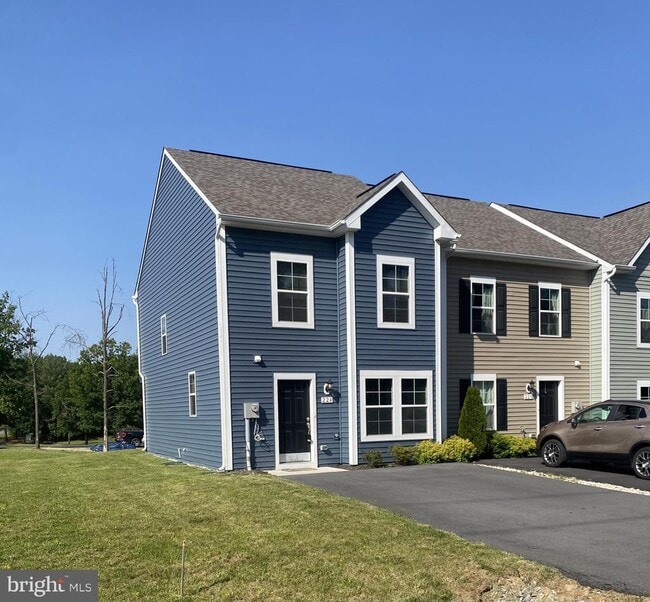 Photo - 224 Scotch Pine Dr Townhome