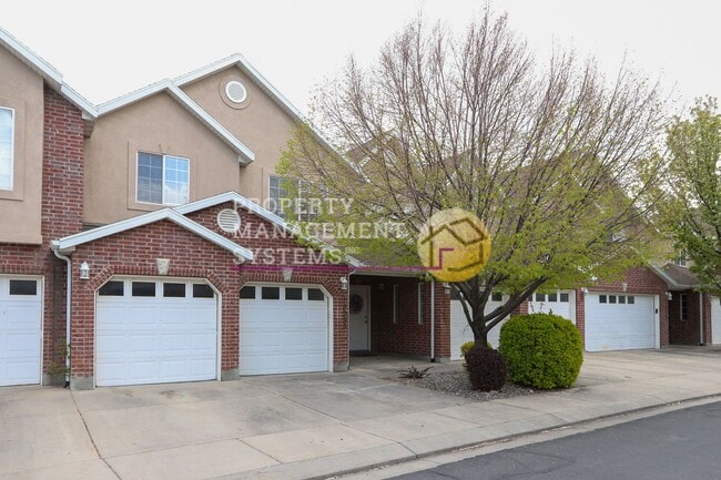 Building Photo - 10505 Unit 10505