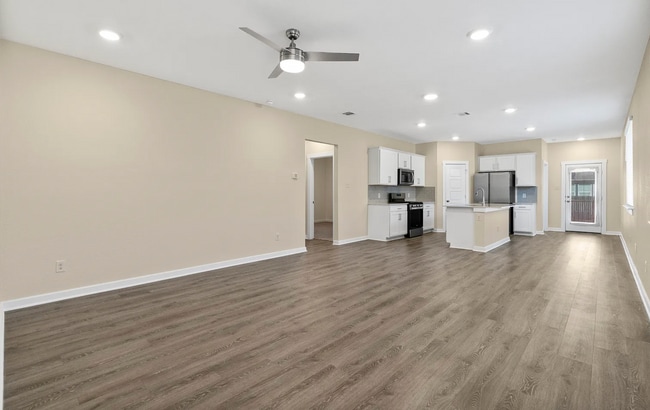 Photo - 220 Fairfax Ave