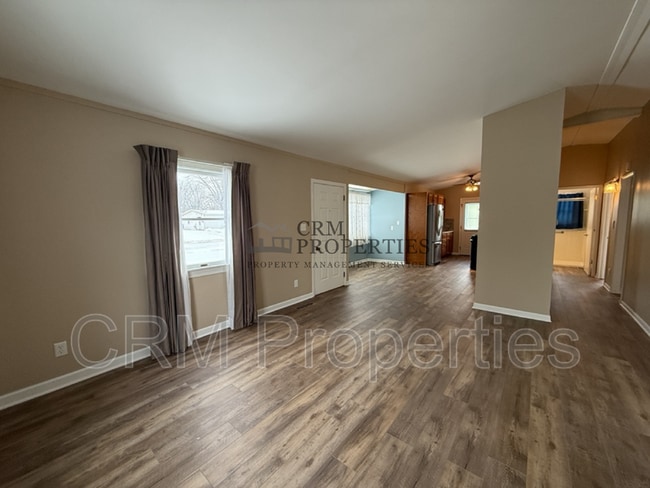 Photo - 1004 E Cornell Rd