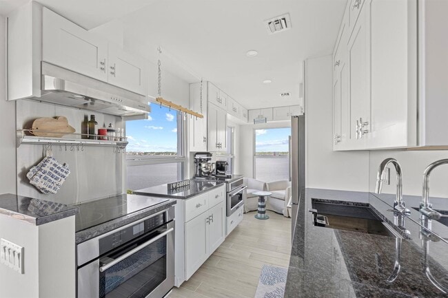 Photo - 3230 S Ocean Blvd Unidad 3230