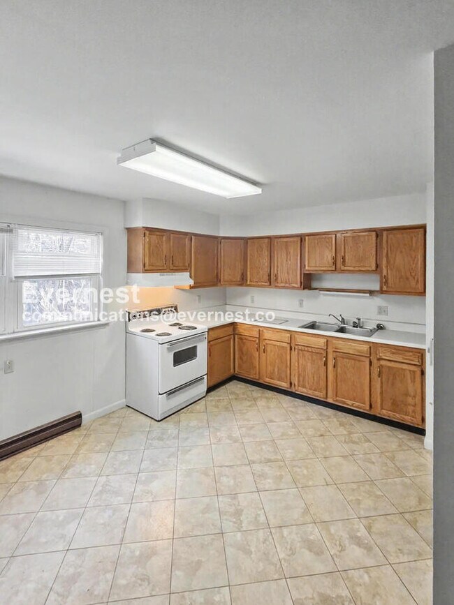 Photo - 12804 N Cresap St Unidad d