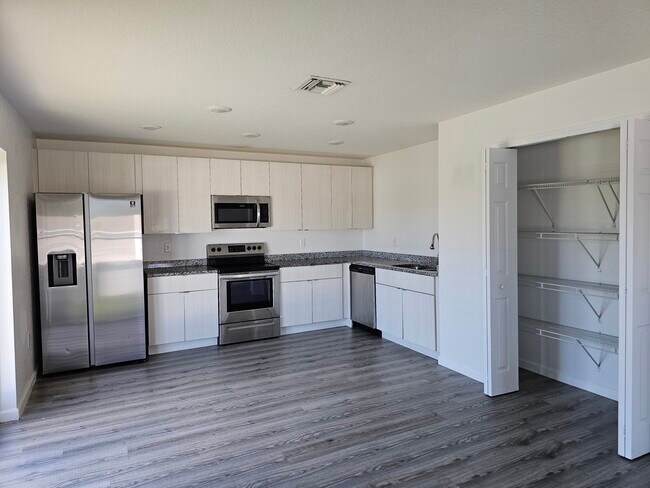 Photo - 15593 SW 23rd Court Rd