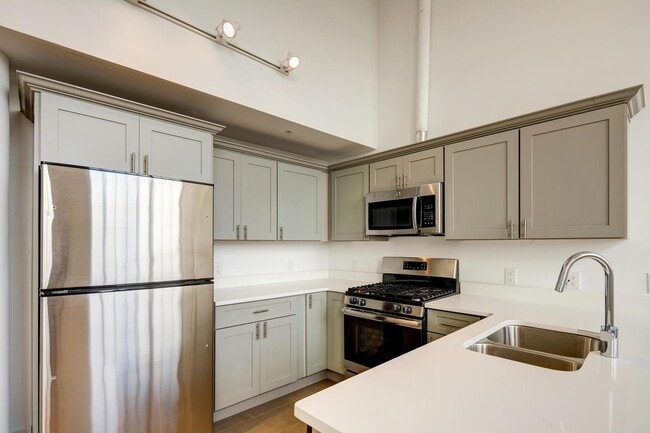 Photo - 170 Lafayette St Unit 3B