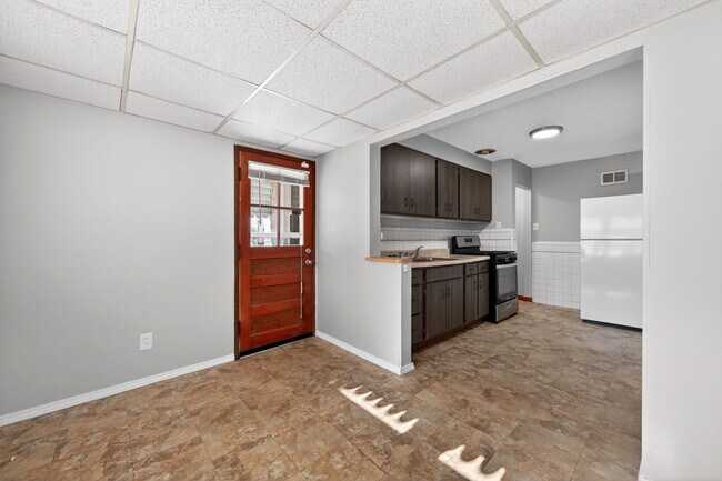 Photo - 1414 Comet Dr