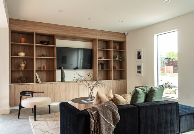 Building Photo - Matteson by Category Rental