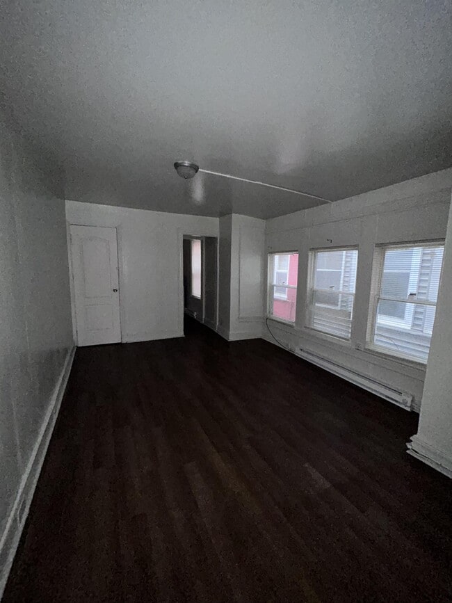 323 N 9th St Unit 2