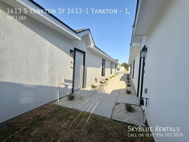 Photo - 1413 S Yankton St Unit 1,