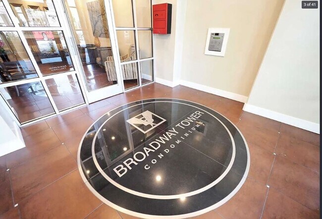 Photo - Broadway Condo Unidad 901
