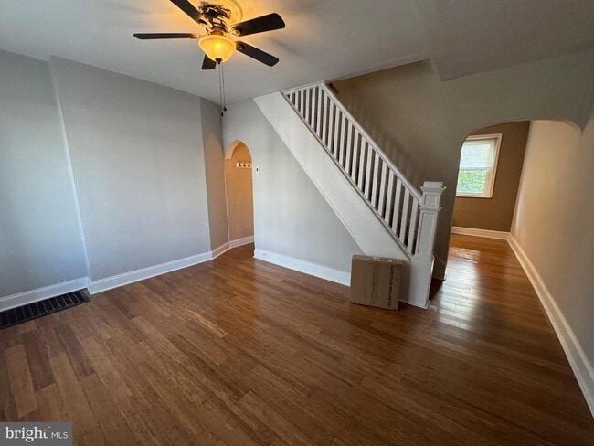 Photo - 317 W 4th Ave