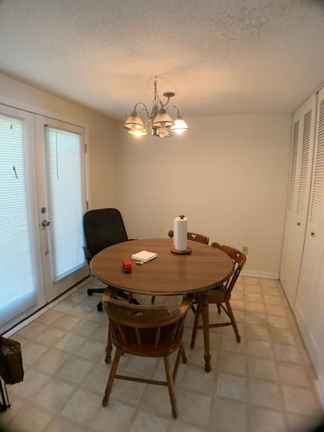 Photo - STERLNGWRTH4210 Unit 1