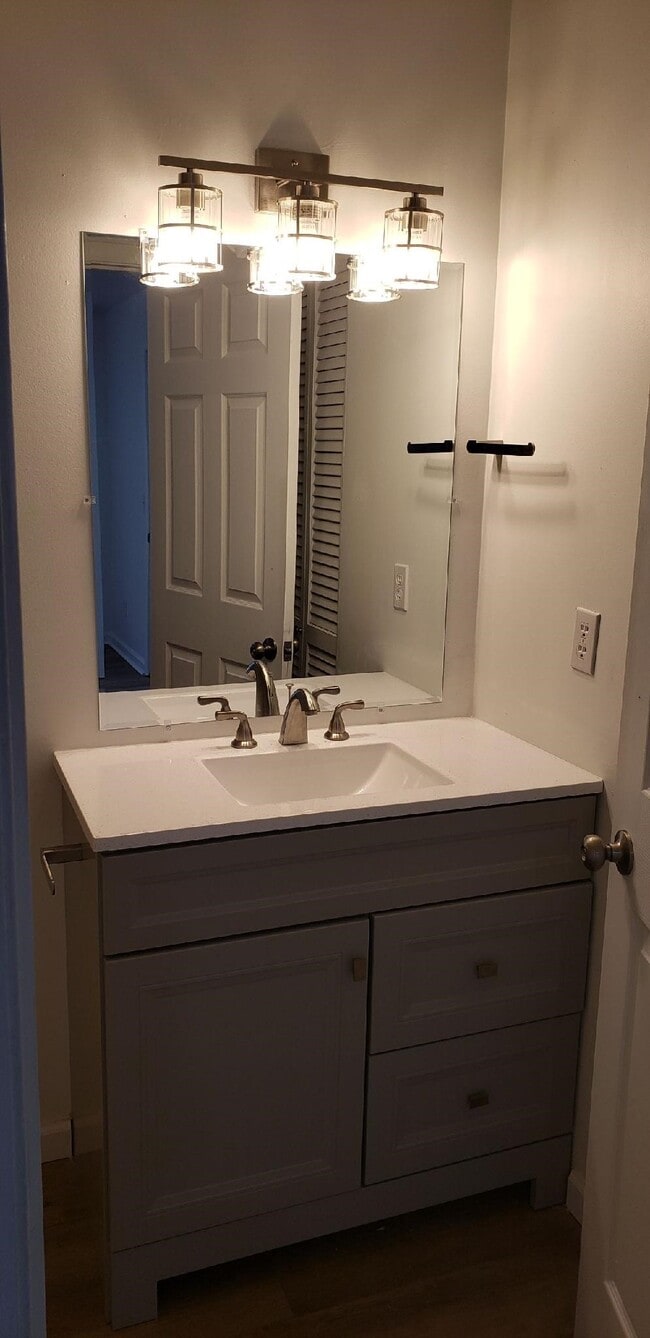 Photo - Magnolia Place