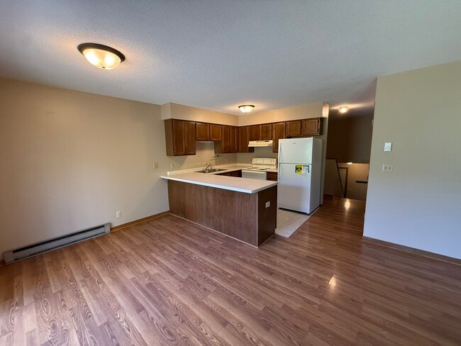 Building Photo - 626 Saxonwood Rd Rental