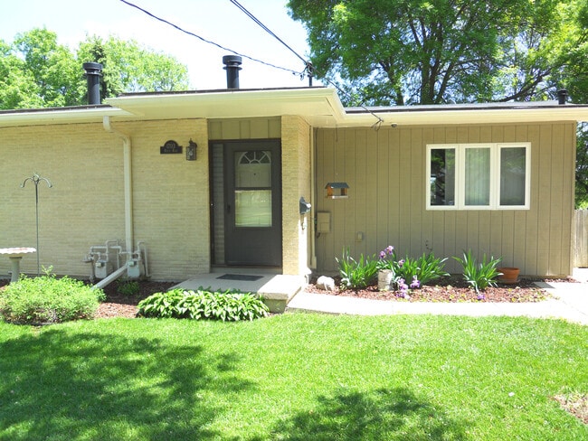 Photo - 1615 Reetz Rd Unit 1703