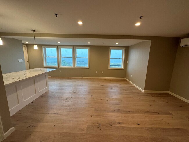 Photo - 22 Faunbar Ave Unidad A