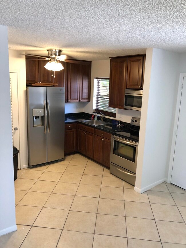 Photo - 5192 NE 6th Ave Unit 824